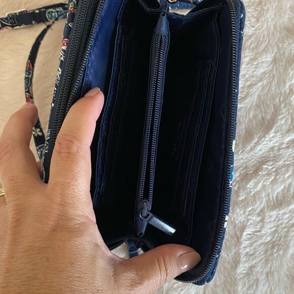 Vera Bradley Georgia Holiday Owls Wallet - Picture 7 of 10